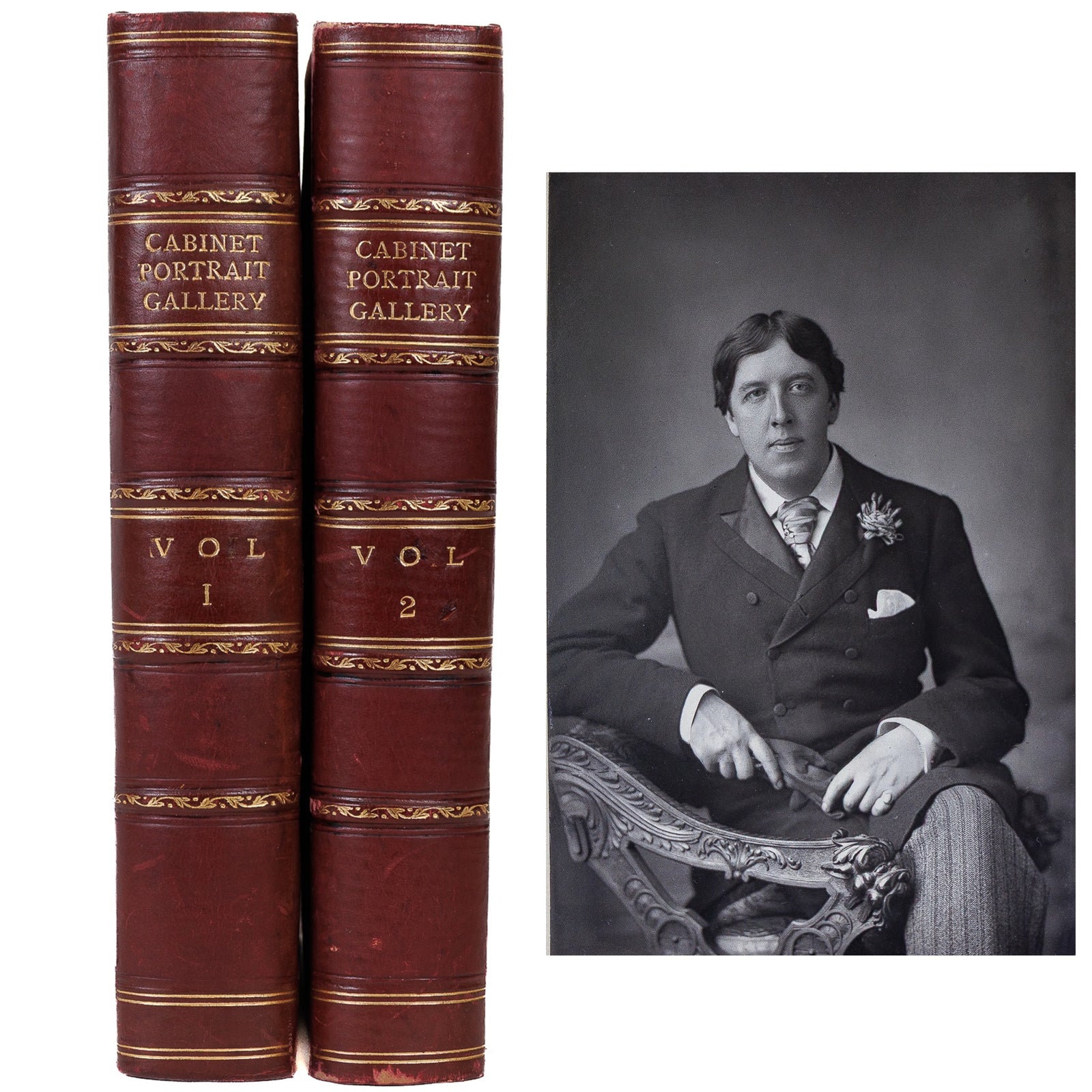 <center> W. & D. Downey <br><i> Cabinet Portrait Gallery </i><br> 2 Volume Set / Series 1 + 2 <br><i> Fine GILT LEATHER BINDINGS OVER SILK </i><br> 72 Fine Woodburytypes <br><i> Oscar Wilde , Du Maurier , Huxley +++</i><p> 1890 / 1891 </center>